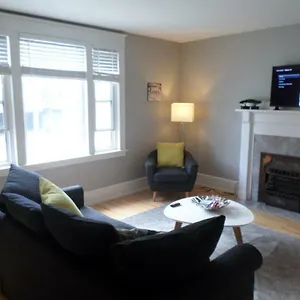 Appartement Beautiful, Clean, Quiet 2 Br-in Downtown Ottawa. Parking, Wifi And Netflix Included, Ottawa